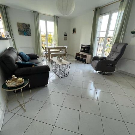 Charmant Appartement Duplex A 5Min De Disney. Magny-le-Hongre Eksteriør billede