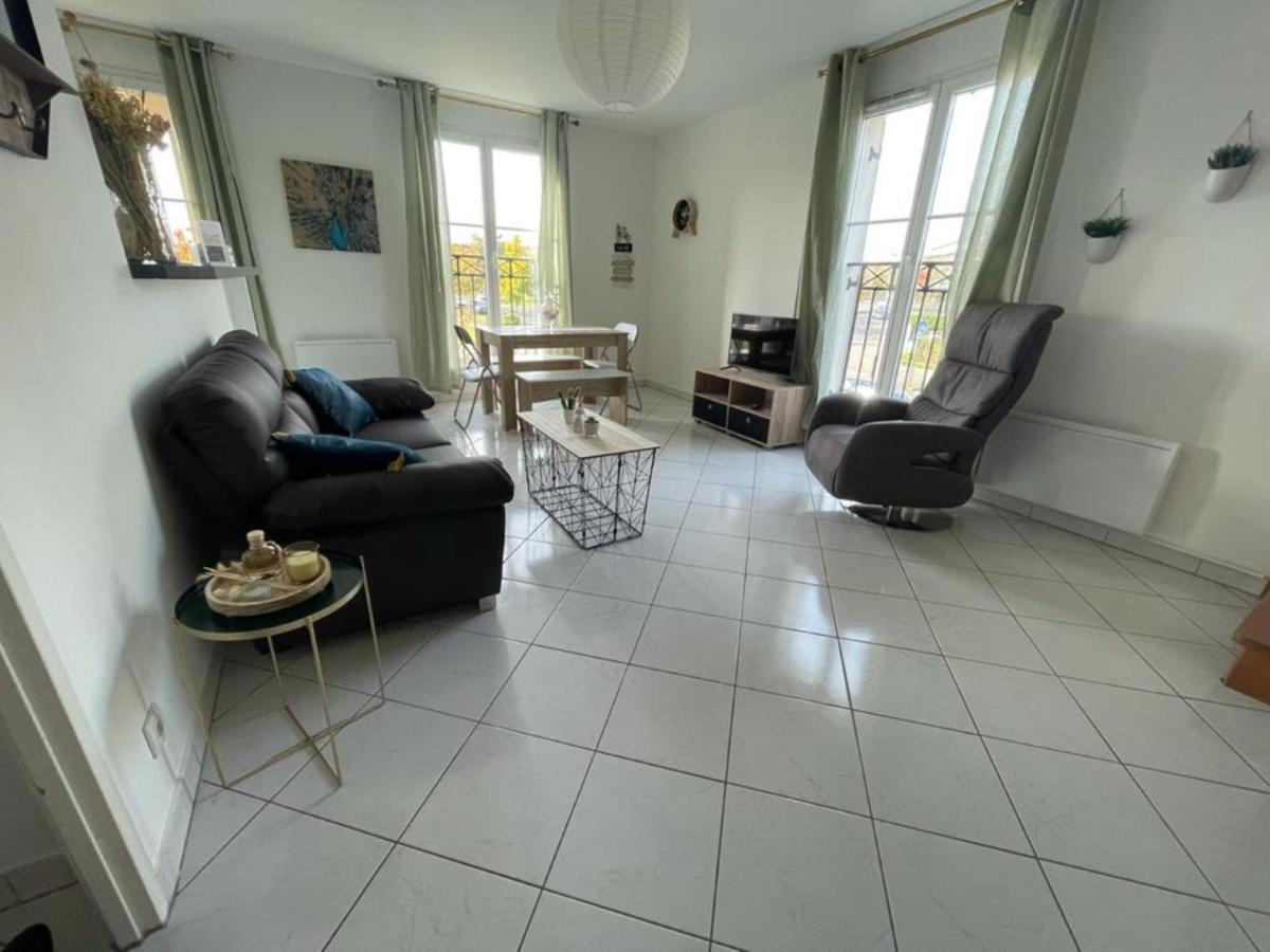 Charmant Appartement Duplex A 5Min De Disney. Magny-le-Hongre Eksteriør billede