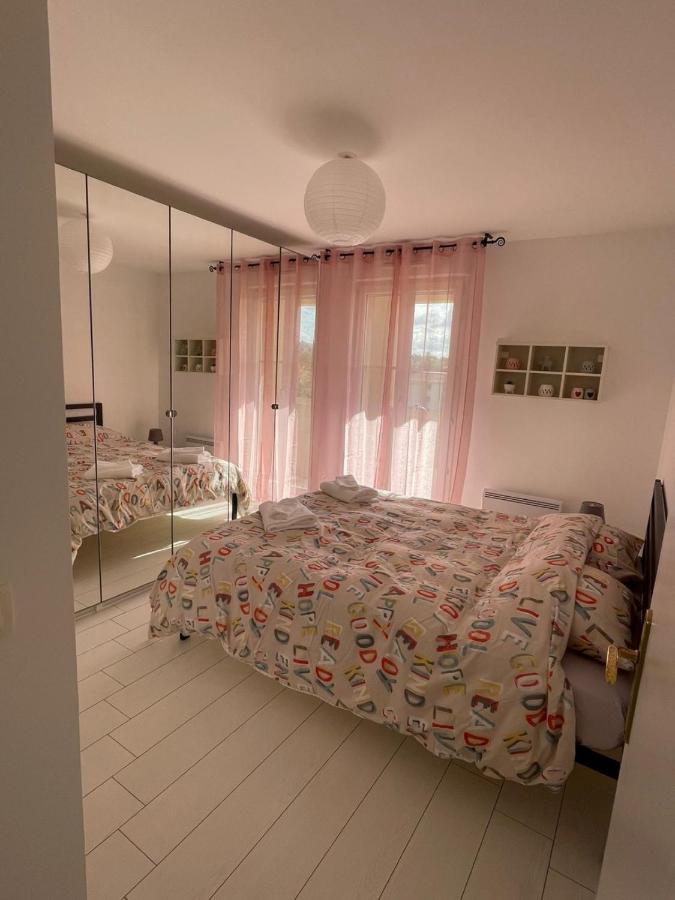 Charmant Appartement Duplex A 5Min De Disney. Magny-le-Hongre Eksteriør billede